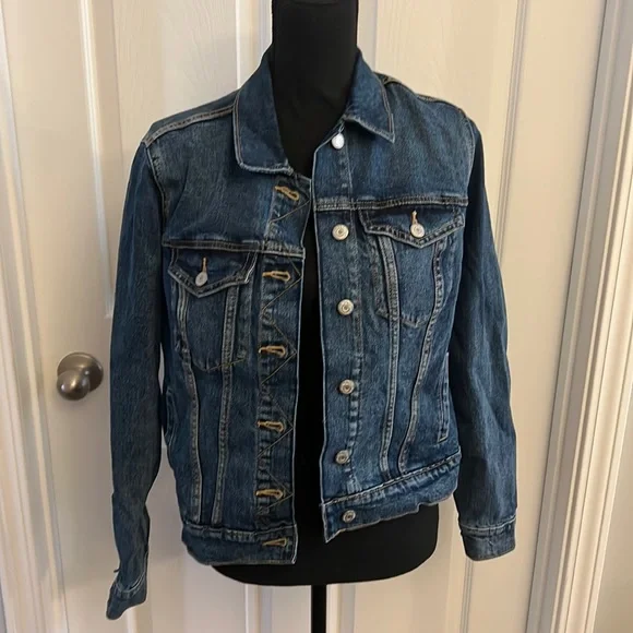 Small Denim Jacket - Picture 1 of 2